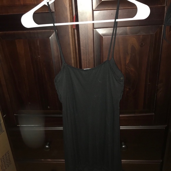 Black long flowy tank top - Picture 3 of 3